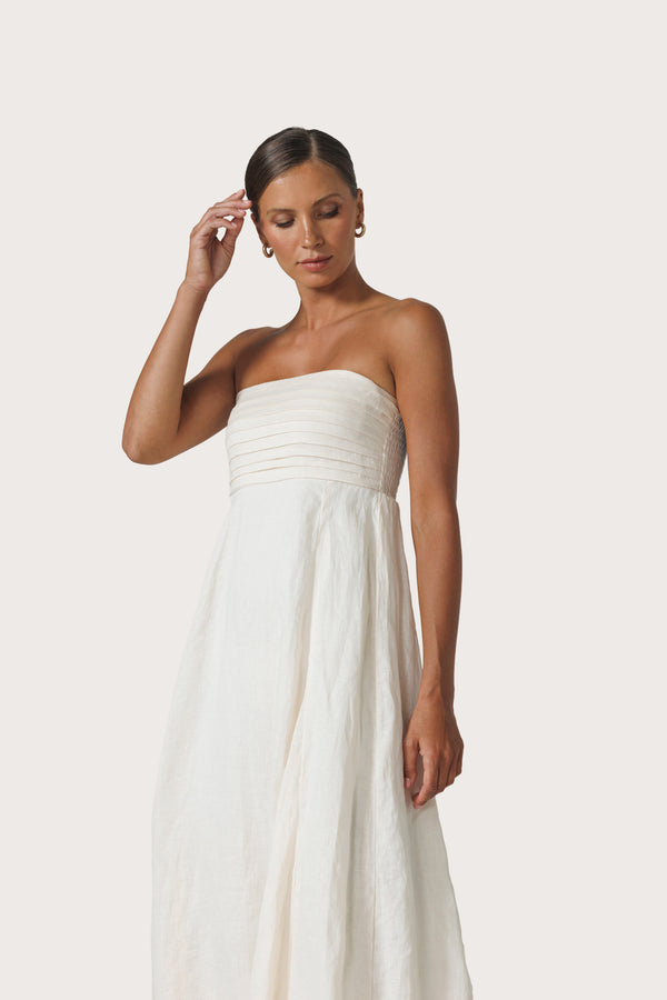 Talia Pintuck Linen Maxi Dress in Chalk